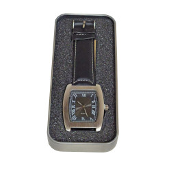 K-018  Montre à bracelet